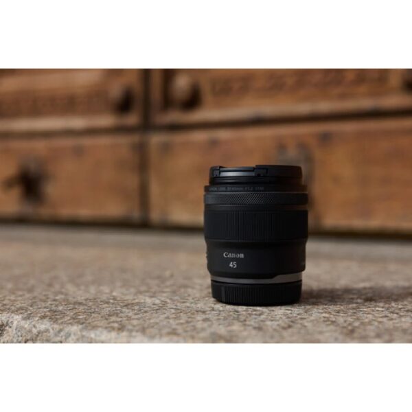 Lente Canon RF 45MM F/1.2 STM