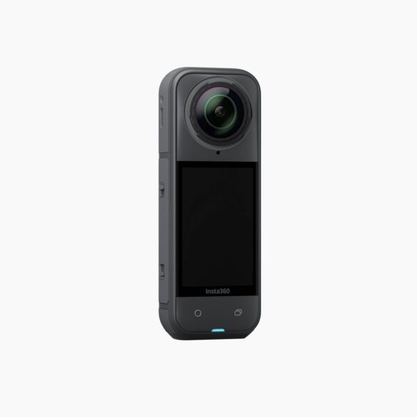 Câmera 360 Insta360 X5 vista lateral